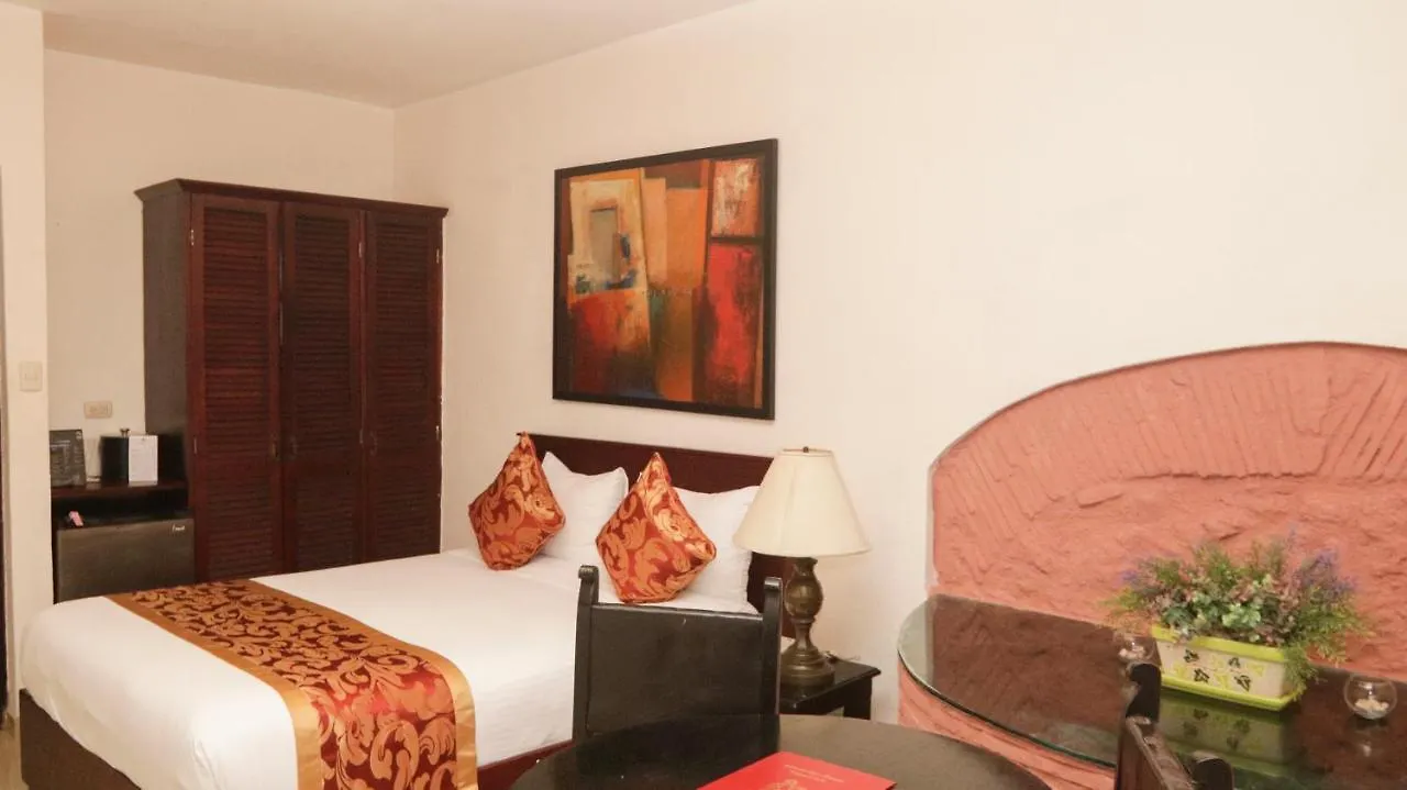 Boutique Hotel Palacio Santo Domingo 4*,