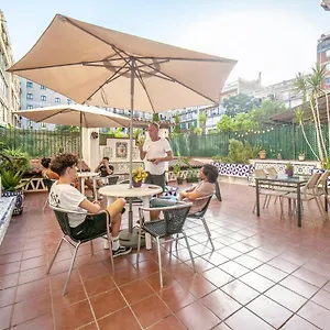 Fabrizzios Terrace Hostal